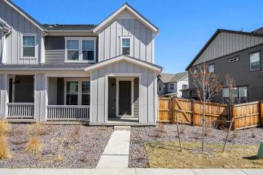 Main picture of 16551 W Vallejo Pl