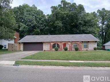 Main picture of 425 Spruceway Dr
