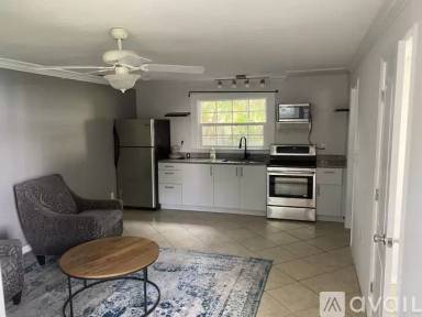 Main picture of 115 E Muriel St