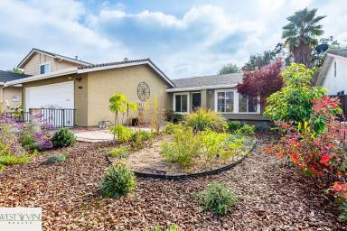 Main picture of 486 Fontanelle Ct