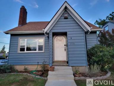 Main picture of 3706 SE 64th Ave