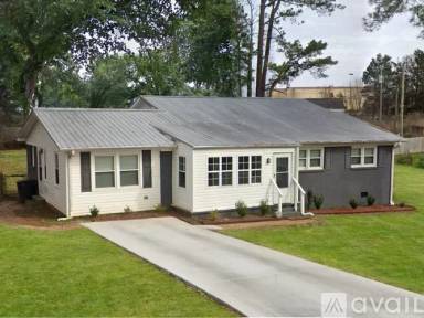 Main picture of 2226 Windcrest Dr