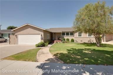 Main picture of 986 N California St
