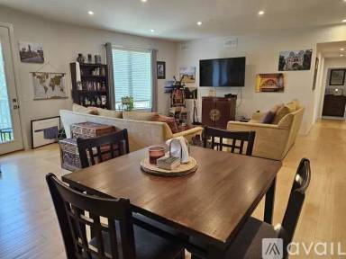 Main picture of 627 Couch Dr