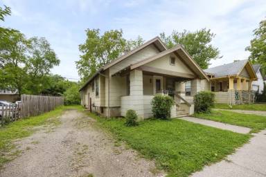 Main picture of 201 Koch Ave