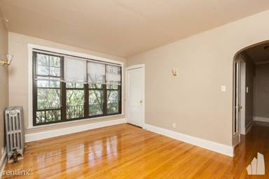 Main picture of 6364-68 N Hermitage Ave