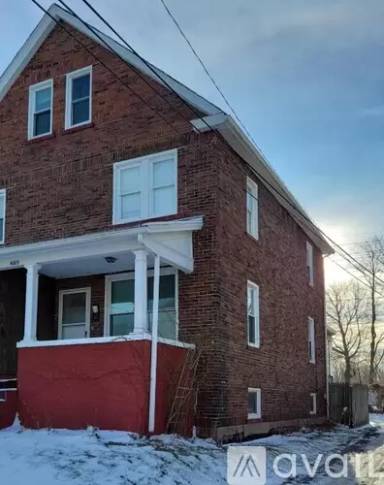 Main picture of 4005 Bell St