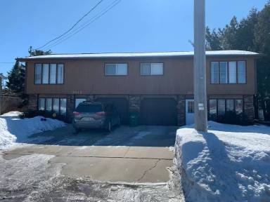 Main picture of 3010 Washington St