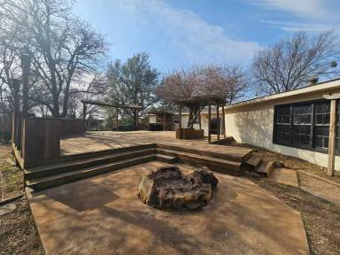 Main picture of 3139 Southlake Park Rd