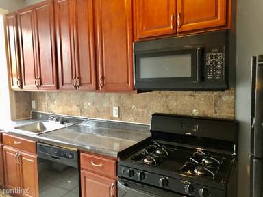 Main picture of 1204 Kennedy Blvd