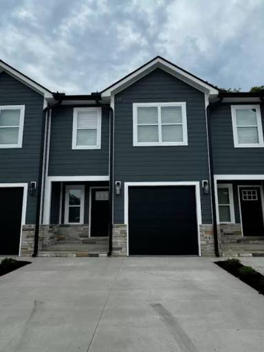 Main picture of 103 Jones Ave