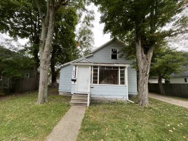 Main picture of 655 Oak Ave