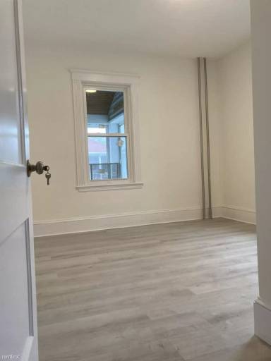 Main picture of 128 Washington St