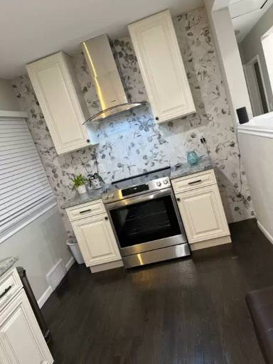 Main picture of 7816 N Sherman Blvd