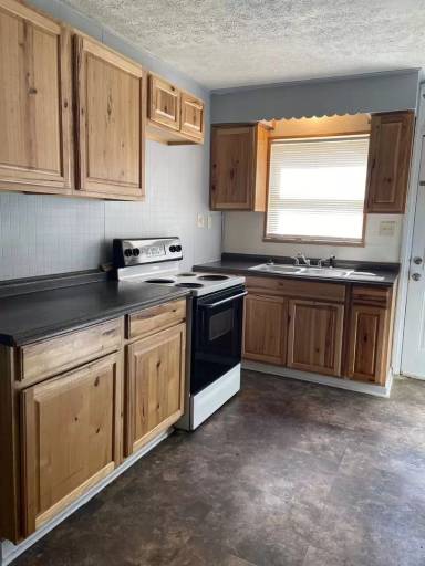 Main picture of 1316 Huntington Ave