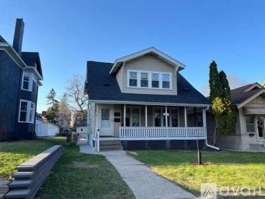 Main picture of 1319 Lincoln Ave