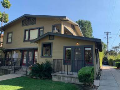 Main picture of 1407 Lyndon St