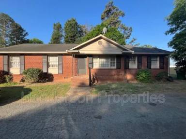 Main picture of 2919 Amity Garden Ct