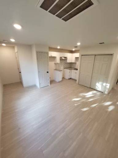 Main picture of 2417 Castroville Rd