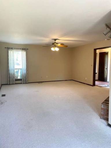 Main picture of 5525 Arrowhead Dr