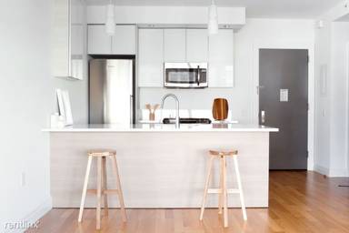 Main picture of Instrata at Mercedes House