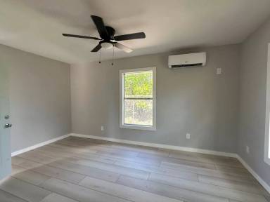 Main picture of 2321 David St