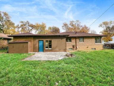 Main picture of 1005 Barthelme Ave