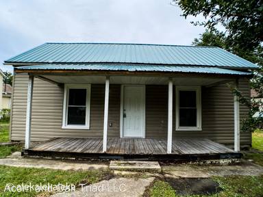Main picture of 1021 N Park Ave