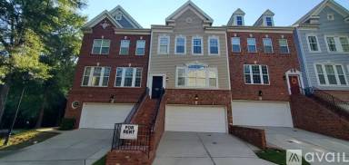 Main picture of 4034 Abbey Park Way