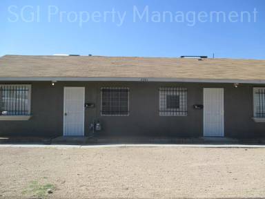 Main picture of 2301 E Taylor St