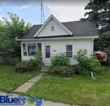 Main picture of 1427 N Clark St