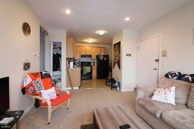 Main picture of 256 Parker Hill Ave