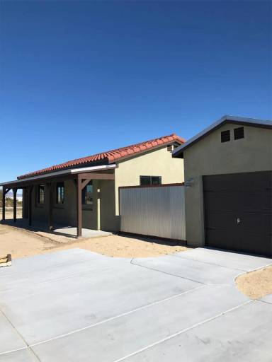 Main picture of 6627 National Park Dr