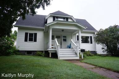 Main picture of 509 Spear Ave