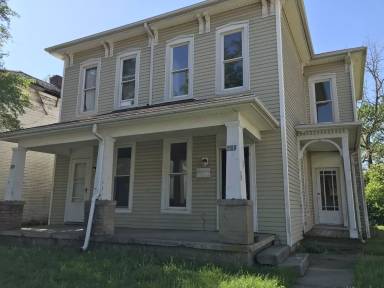 Main picture of 659 W Mulberry St