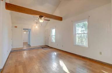Main picture of 120 Wolfe St