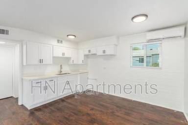 Main picture of Four Palms Apartments