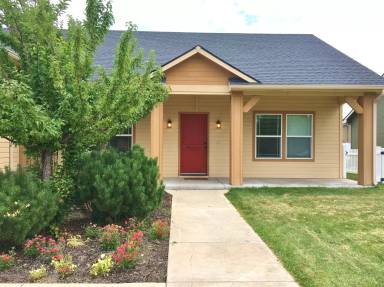 Main picture of 576 N Cardigan Ave