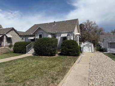 Main picture of 2232 10th Ave