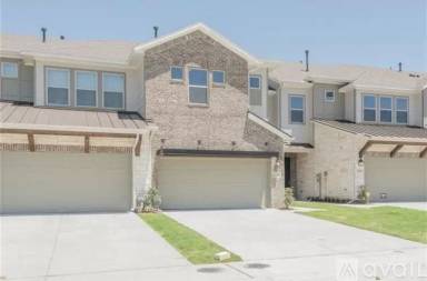 Main picture of 8255 Snapdragon Way