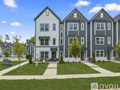 Main picture of 700 N DuPont Ave