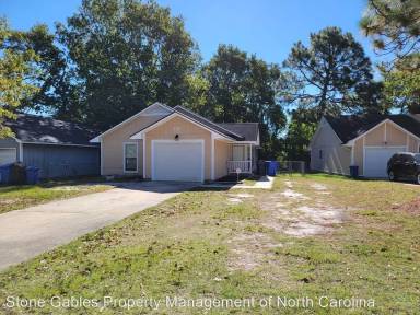 Main picture of 713 Mosswood Ln