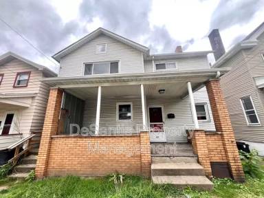 Main picture of 1060 4th Ave