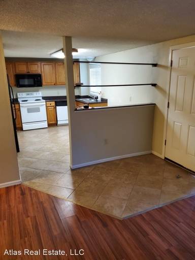 Main picture of 2340 King St