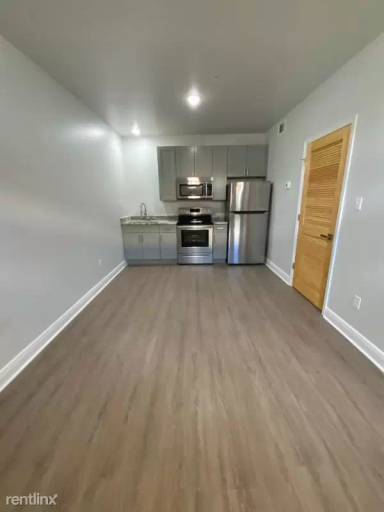 Main picture of 149 First St S