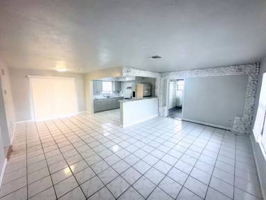 Main picture of 4390 NW 174th Dr