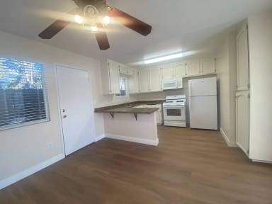 Main picture of 4850 Bancroft St