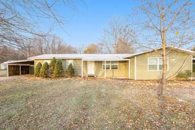 Main picture of 304 Olds Ave
