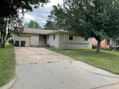 Main picture of 616 Leslie Dr