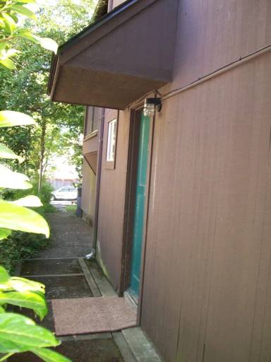 Main picture of 1289 1/2 E 19th Ave